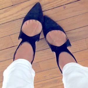 Sassy pointed toe heels